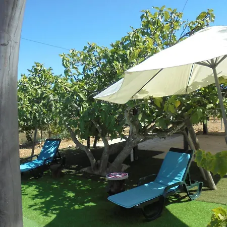 Silence Of The Birds 度假居