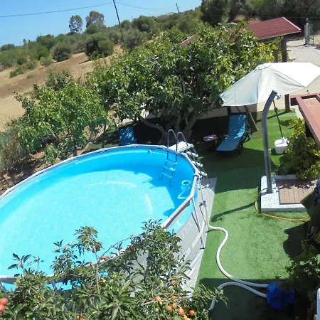 度假居 Silence Of The Birds